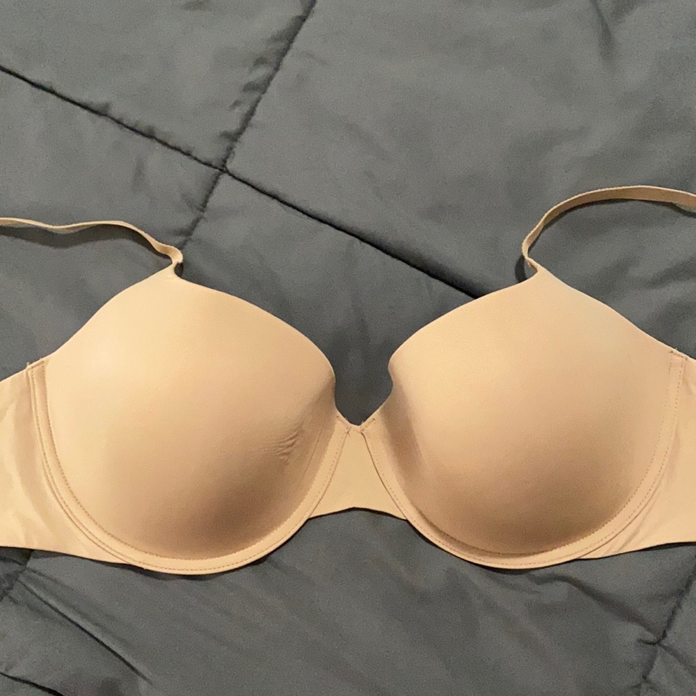 Victoria’s Secret demi bra 38DD